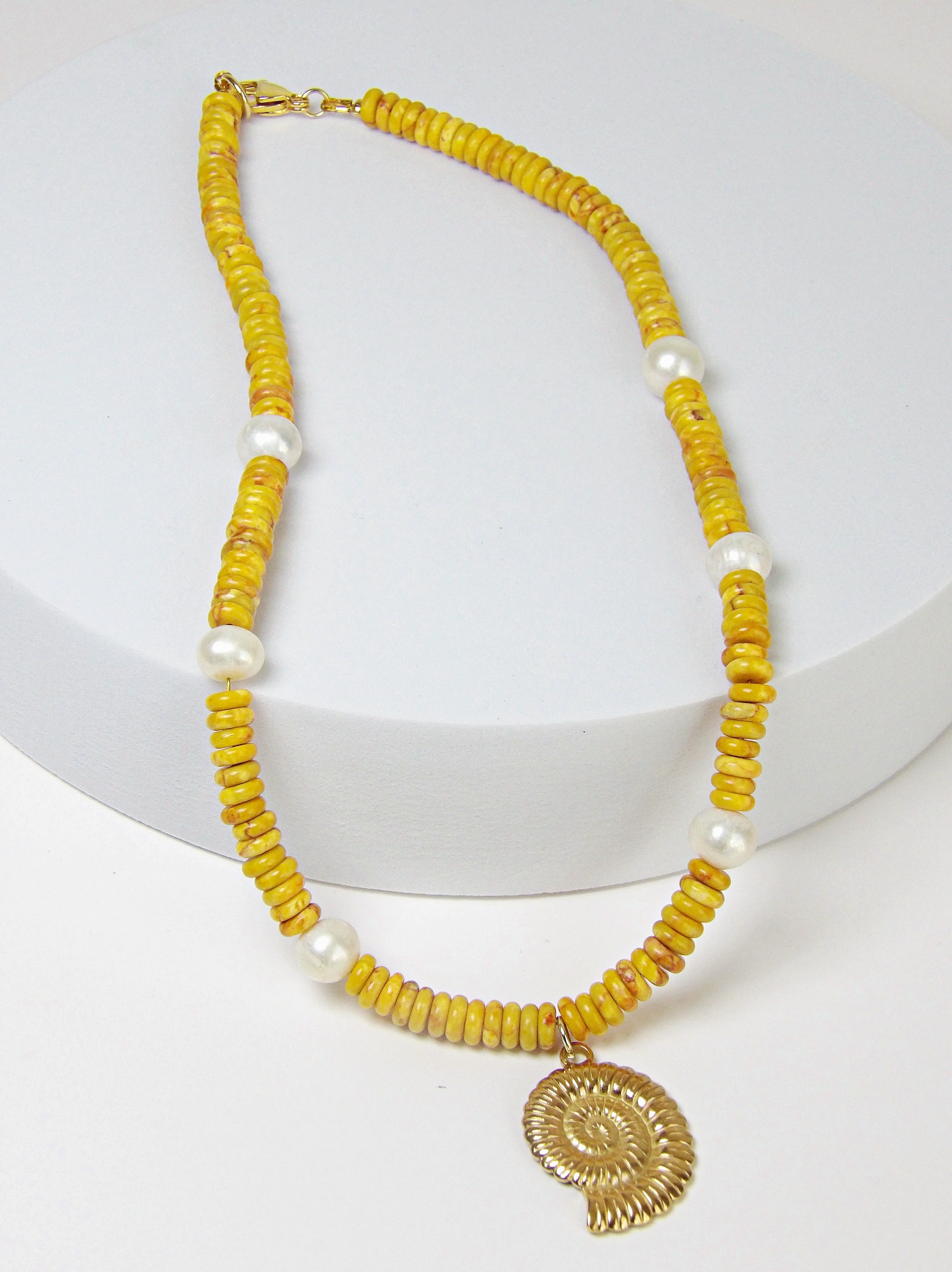Gypsy Seas Necklace | Yellow Jade & Pearls