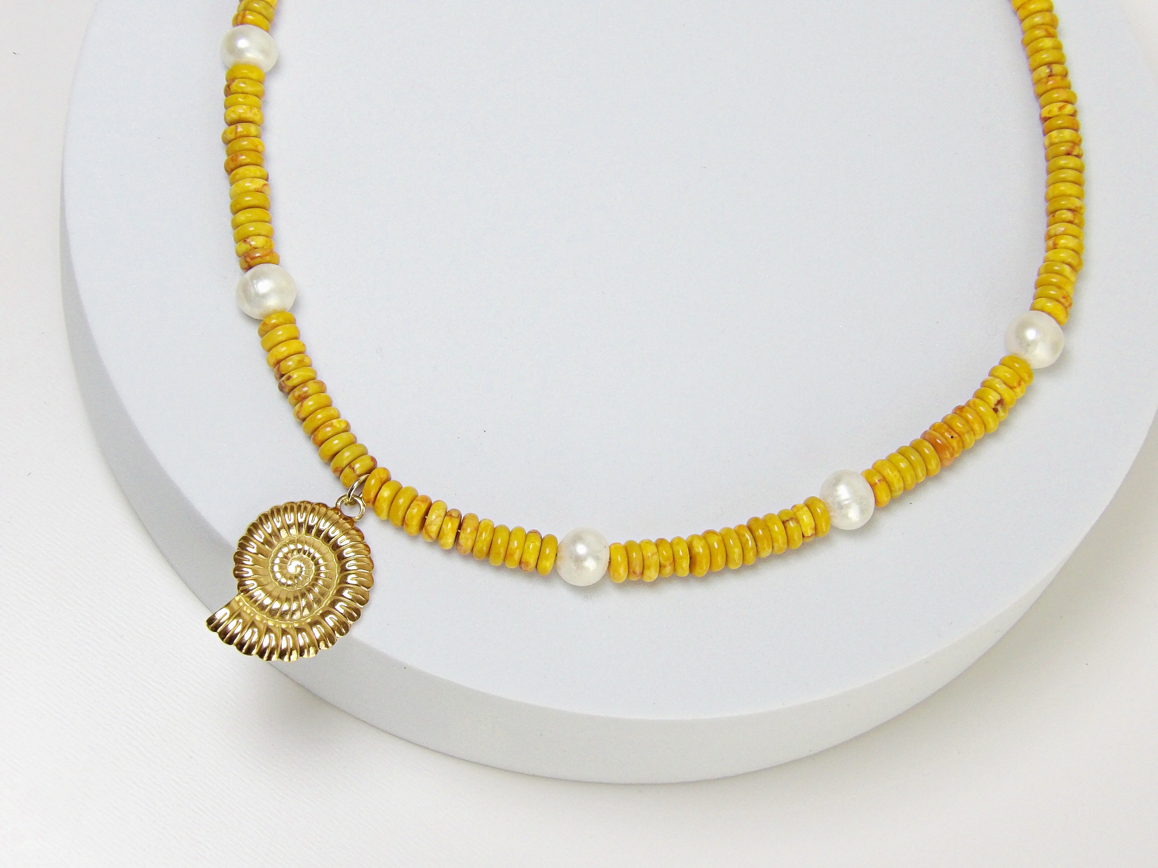 Gypsy Seas Necklace | Yellow Jade & Pearls