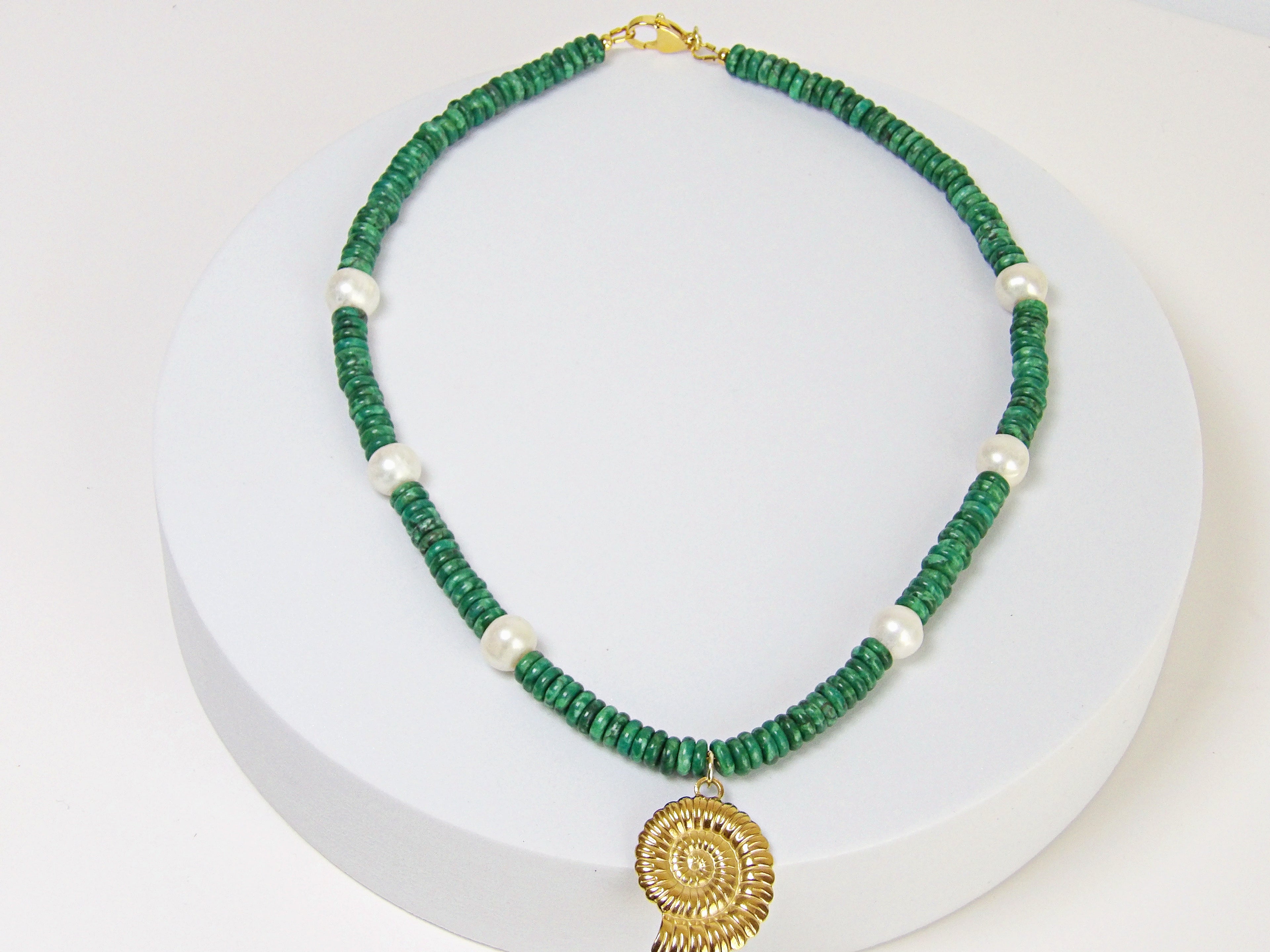 Gypsy Seas Necklace | Green Malachite & Pearls