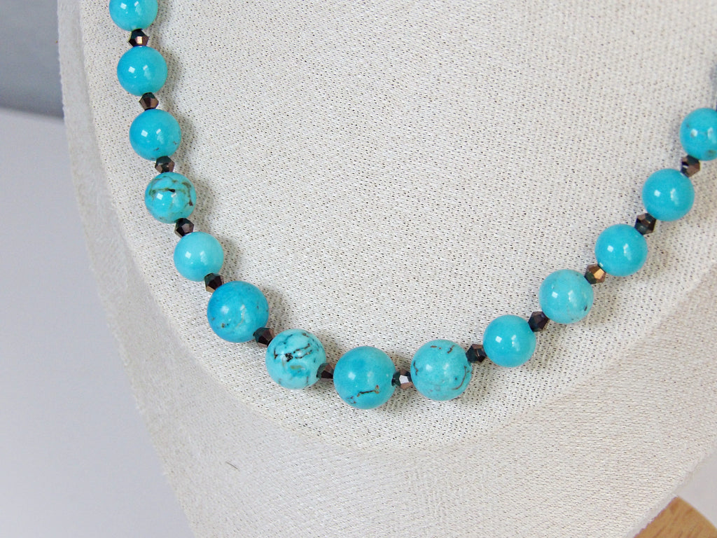 AMARI Necklace | Turquoise & Toggle Clasp